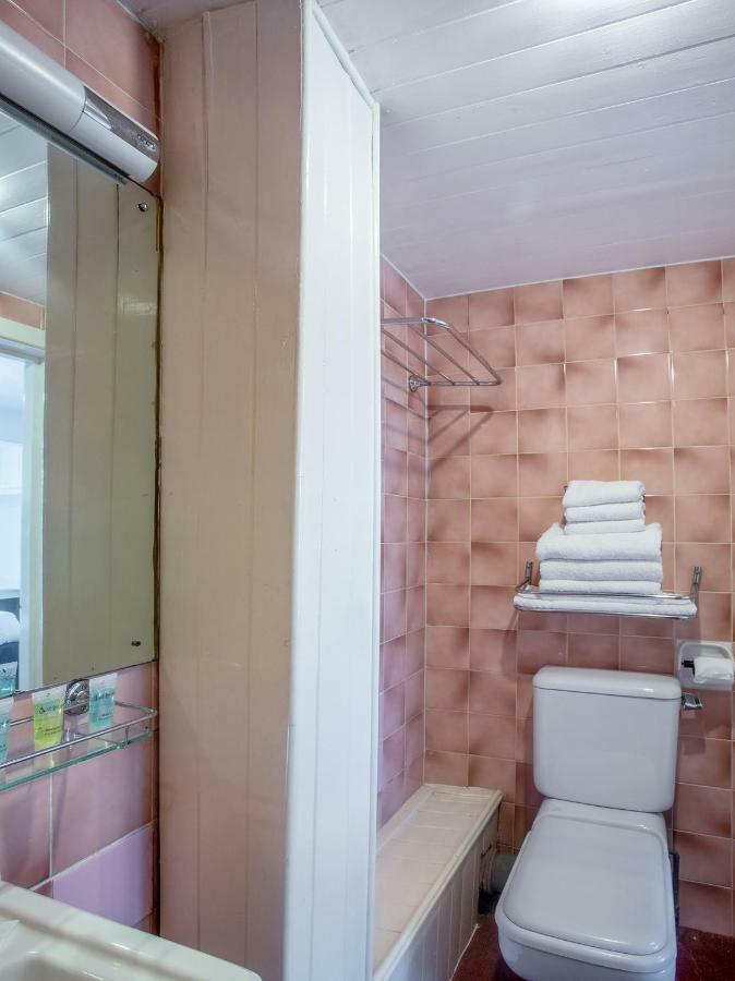 Oyo Avalon Lifestyle Guest House Hove Exterior foto